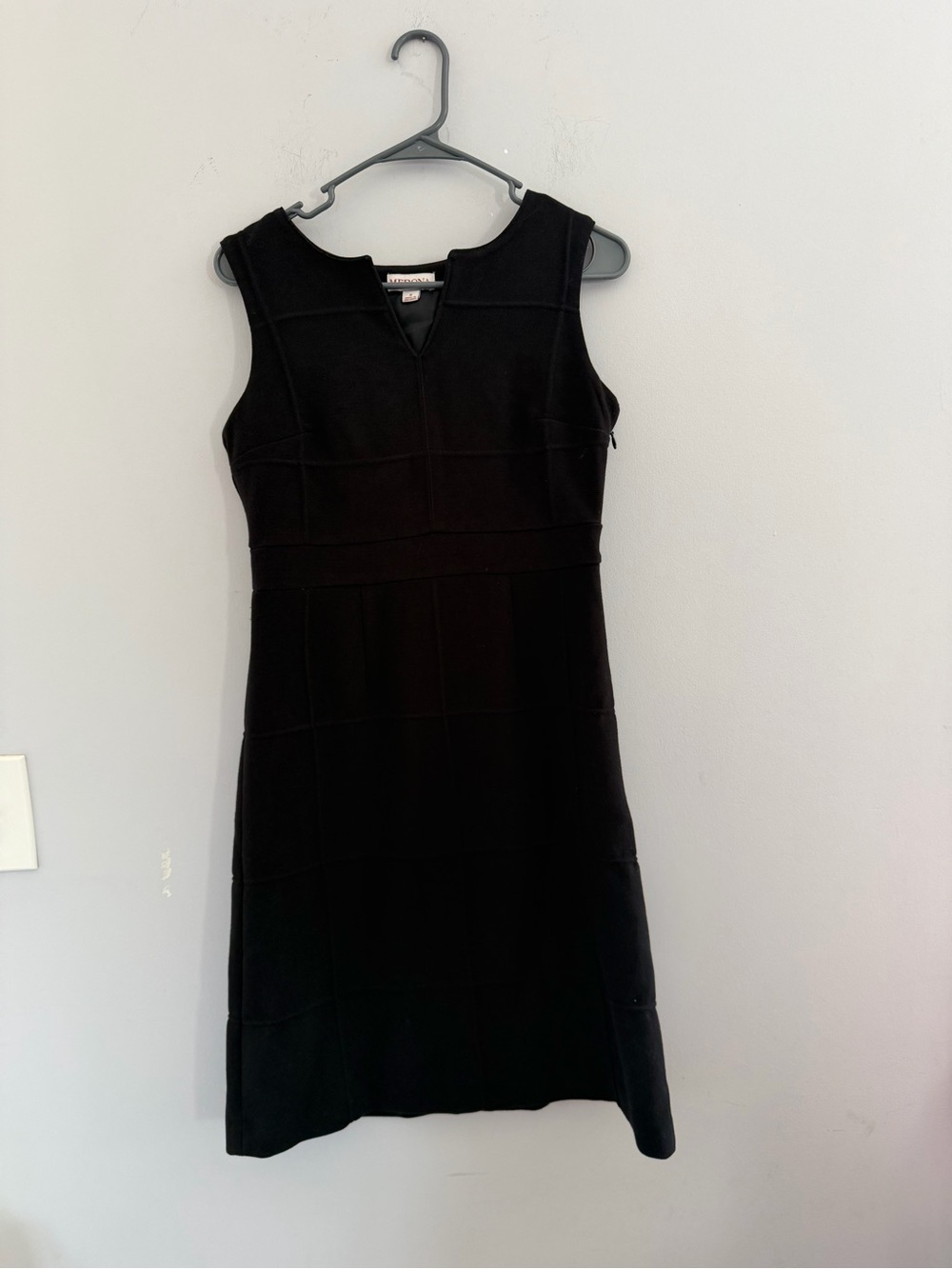 Merona Black Sleeveless V-Notch Sheath Dress
